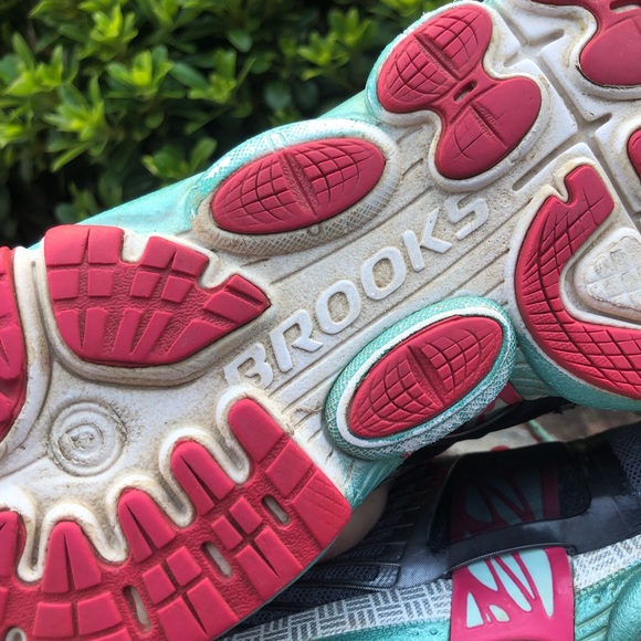 Brooks "PURE CADENCE 4" purple & pink athletic shoes sz 9 - Picture 6 of 12